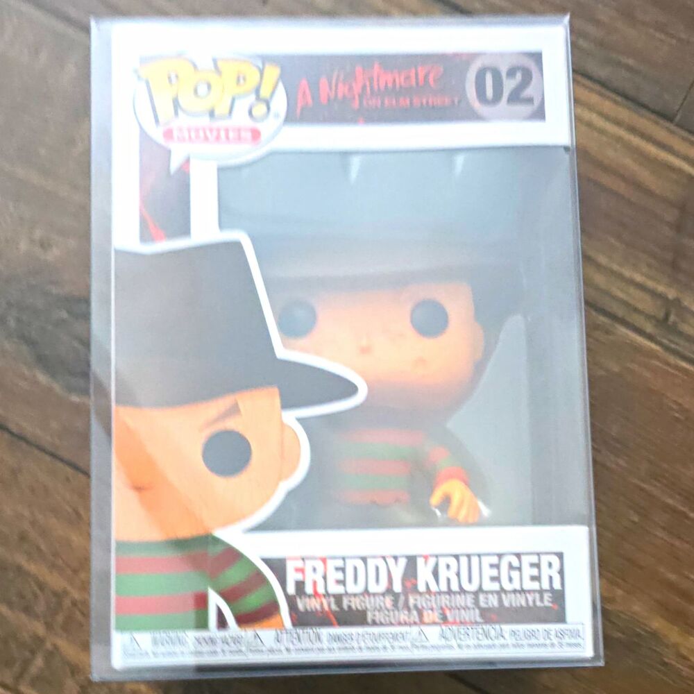 Funko Pop! Movies: A Nightmare on Elm Street - Freddy Krueger #02 + Protector